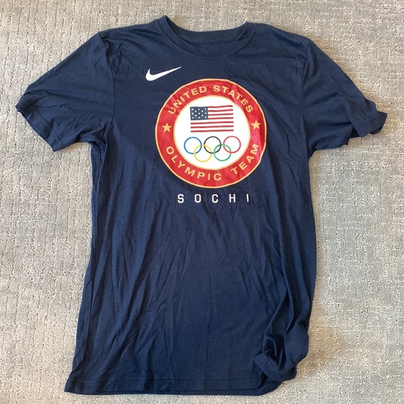 Nike t-shirt - Picture 2 of 3